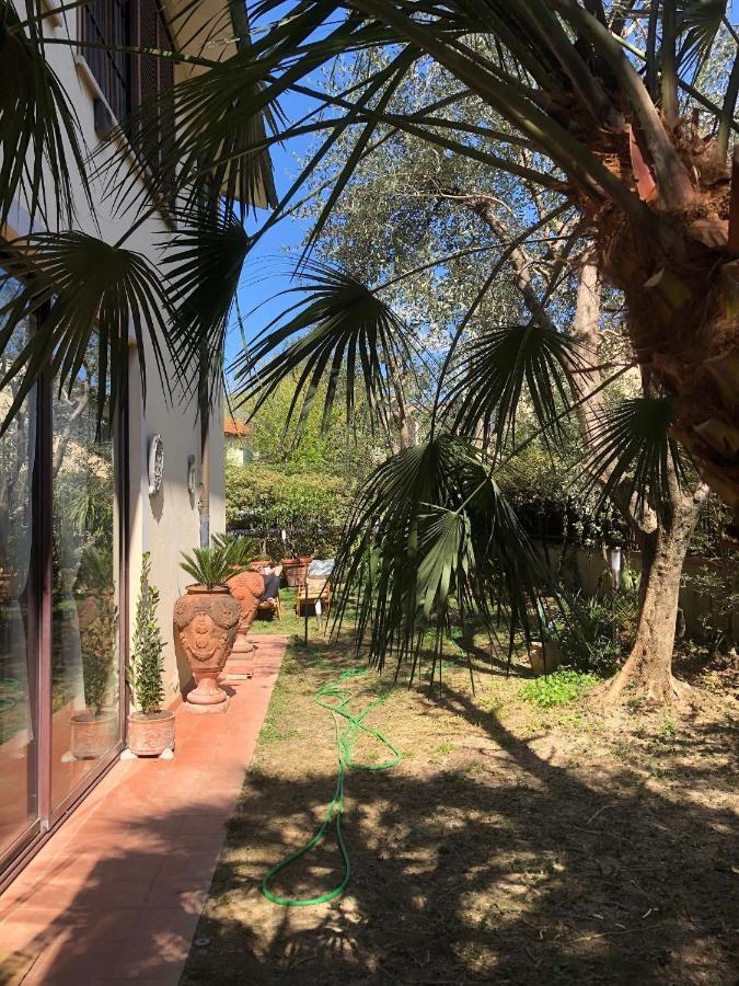 La Villa Bianca - Appartamento In Villa Sesto Fiorentino Eksteriør billede